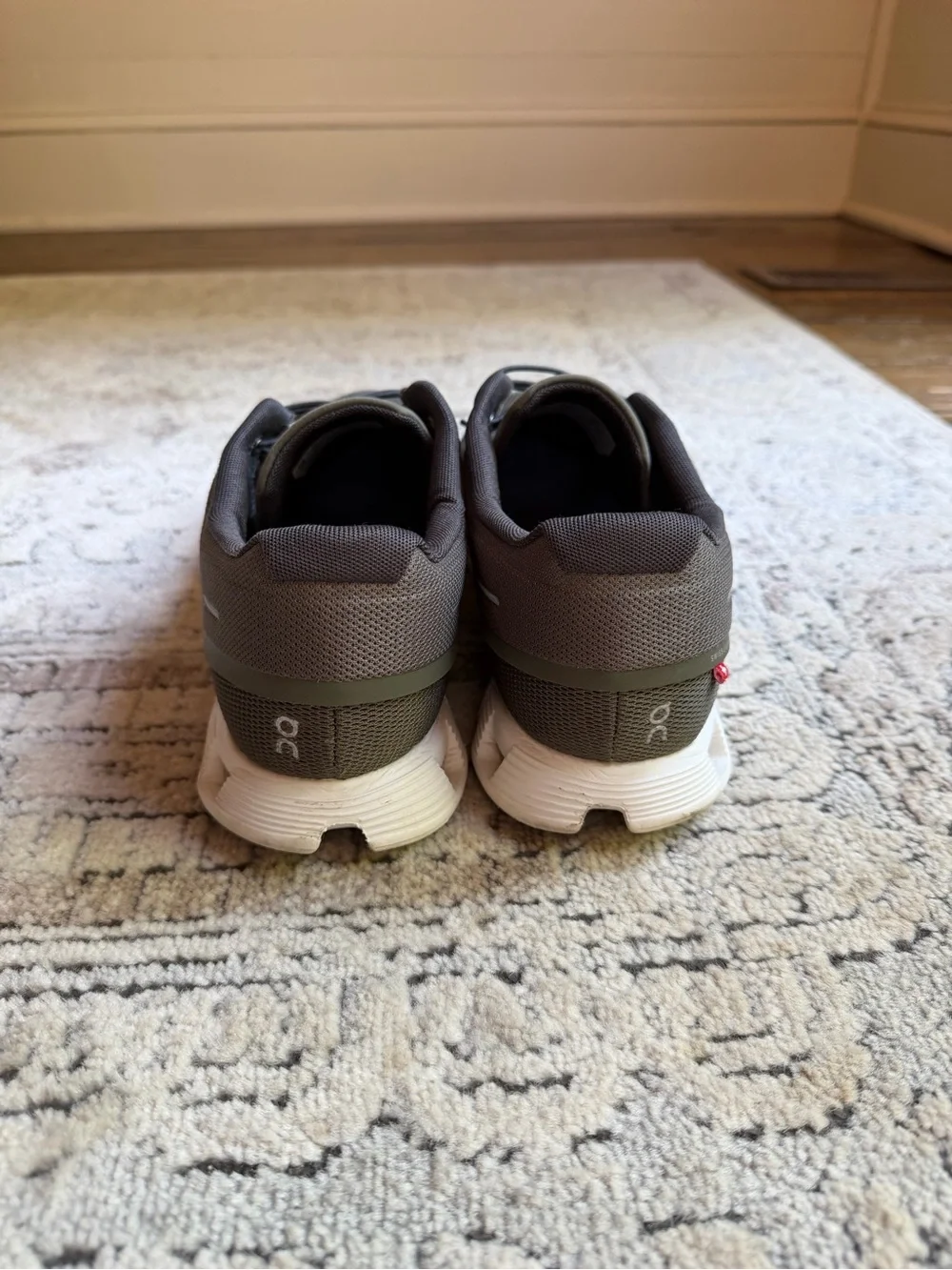 On Running Cloud Men’s Sneakers in Olive Green and White